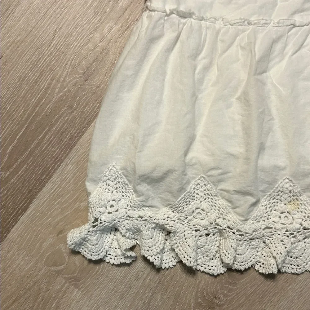 Vintage Old Navy White Crochet Hem Mini Skirt